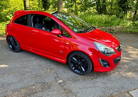 Opel Corsa 1.6 TurboColor Edition,Standheizung,Sitzhz