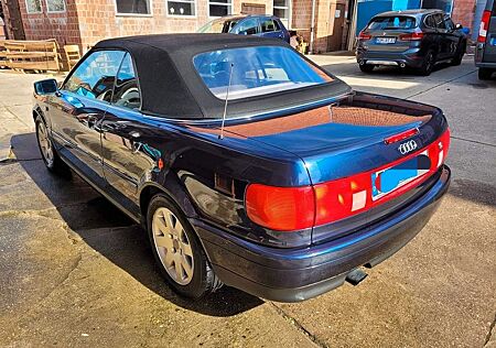 Audi Cabriolet 1.8 - Viele Neuteile