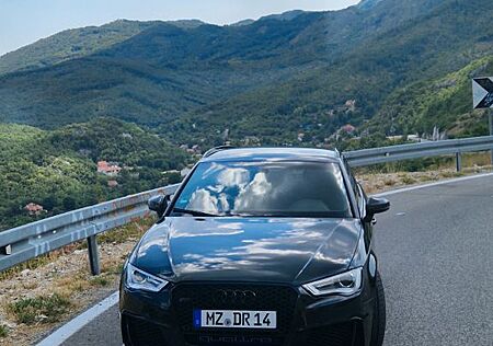 Audi S3 2.0 TFSI S tronic quattro Sportback -Black E