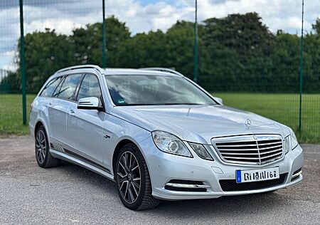 Mercedes-Benz E 220 CDI T BlueEFFICIENCY ELEGANCE 7G Tronic 18