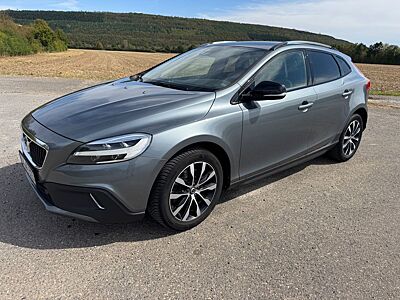 Volvo V40 Cross Country / Klima, Sitz, Navi