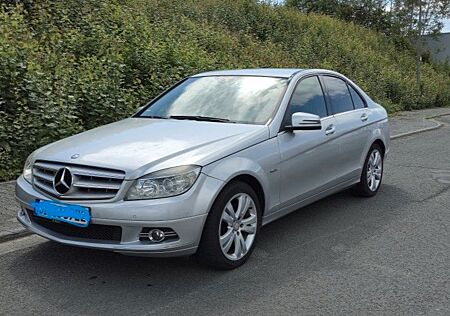 Mercedes-Benz C 180 KOMPRESSOR BlueEFFICIENCY -