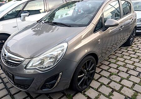 Opel Corsa D 1.2 Satellite Automatik Wartungsfrei!