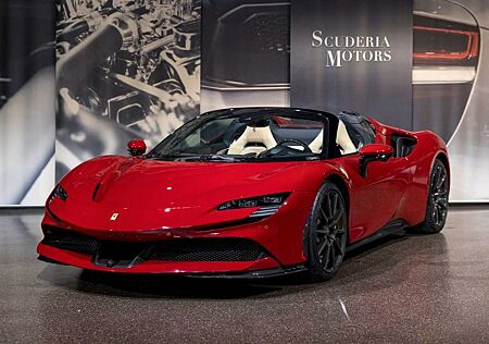 Ferrari SF90 gebraucht kaufen Ferrari SF90 SPIDER | EXTRACAMPIONARIO | CARBON| LIFTING