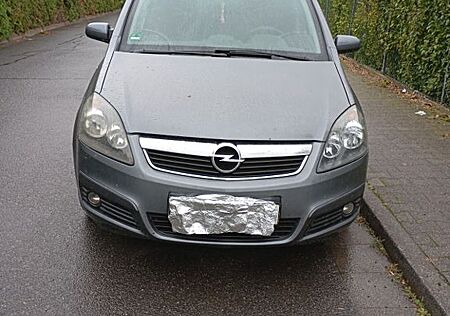 Opel Zafira 1.9 CDTI 88kW -