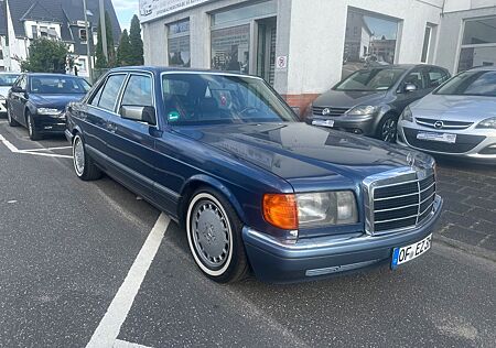 Mercedes-Benz 260 *Oldtimer*Klima*Vollleder*Schiebedach