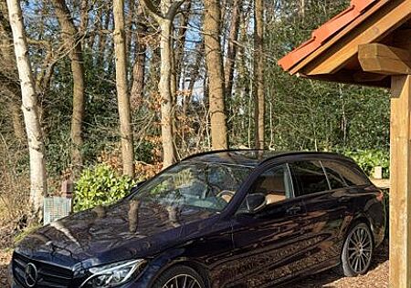 Mercedes-Benz C 400 4MATIC T AMG Line Autom. AMG Line