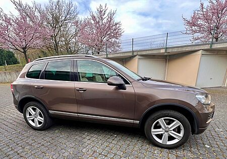 VW Touareg Volkswagen 3.6 V6 FSI Tiptronic BlueMotion Tech...