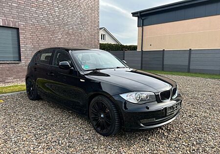 BMW 120d Edition Sport Edition Navi/Bi-Xenon/Leder
