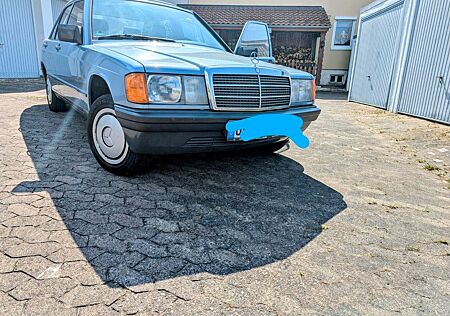 Mercedes-Benz 190
