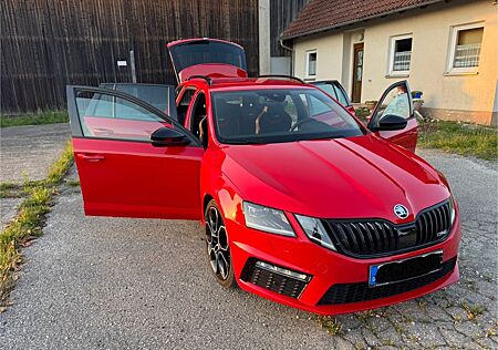 Skoda Octavia 2.0 TSI DSG RS 245 Combi RS