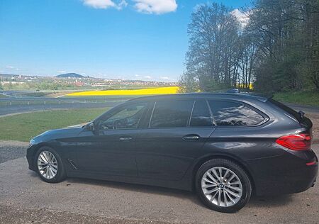 BMW 530d xDrive Touring SportLine StdHzg