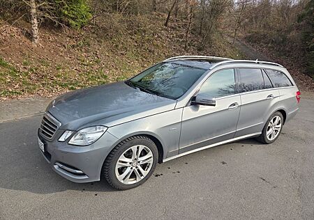 Mercedes-Benz E 350 CDI 4MATIC T BlueEFFICIENCY -