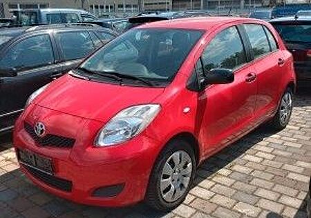 Toyota Yaris 1,0-l-VVT-i -