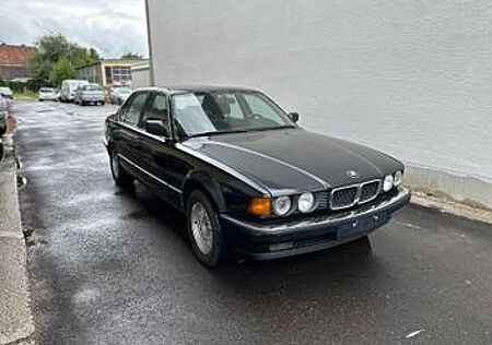 BMW 750i