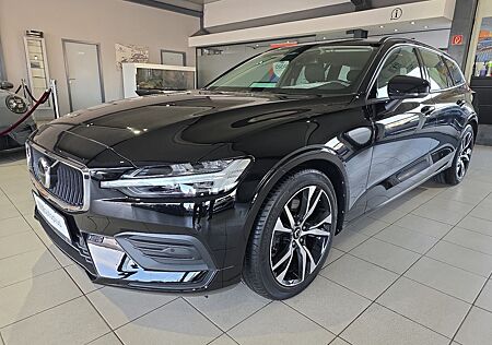 Volvo V60 B3 Essential Kamera WinterPaket LED Google