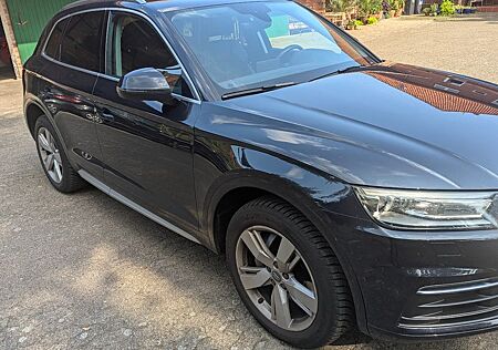 Audi Q5 40 TDI S tronic quattro -