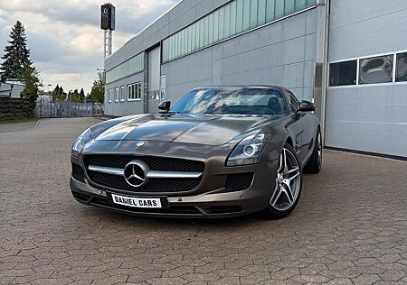 Mercedes-Benz SLS AMG Coupe