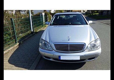 Mercedes-Benz S 320 CDI -
