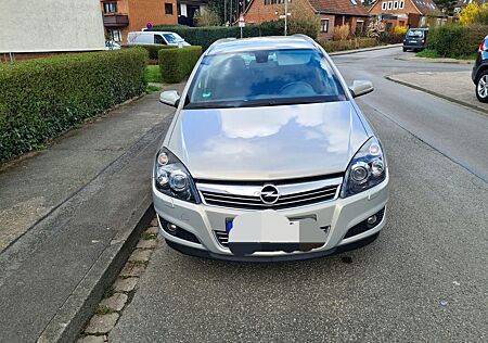 Opel Astra Aus 2. Hand Caravan 1.6 Edition