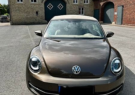 VW Beetle Volkswagen 1.2 TSI Design Cabriolet Design