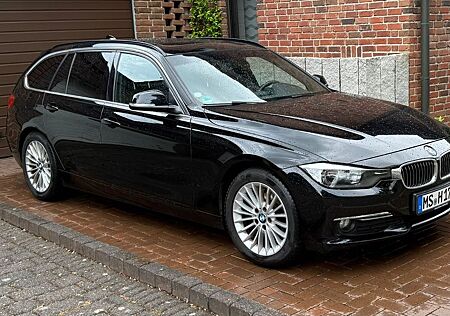 BMW 318d Touring Luxury Line