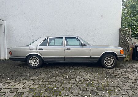 Mercedes-Benz S 350 Mercedes Benz W126 380 V8 SEL