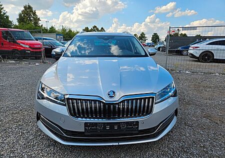 Skoda Superb Combi Premium Edition
