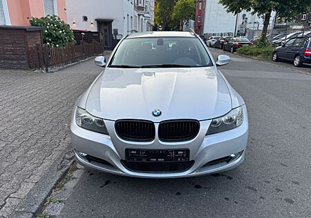 BMW 320i Touring Edition Exclusive