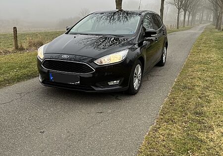 Ford Focus 1,5TDCi 88kW Titanium Turnier TÜV NEU