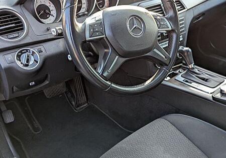 Mercedes-Benz C 180 BlueEFFICIENCY -