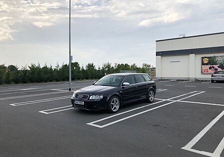 Audi A4 S4 Avant V6 3.0 quattro
