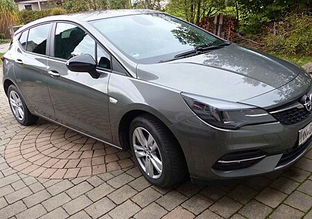 Opel Astra 1.2 Direct Injection Turbo 81kW Editio...
