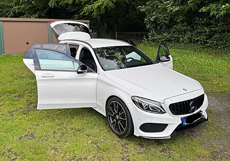 Mercedes-Benz C 200 4MATIC T AMG Line Autom. AMG Line