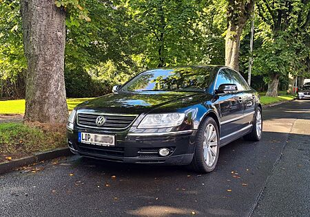 VW Phaeton Volkswagen 5.0 V10 TDI 4MOTION Tiptronic 5-Sitzer