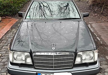 Mercedes-Benz CE 220