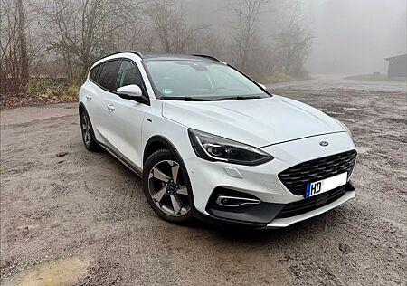 Ford Focus Turnier Active 2.0D 150PS,B&O,AHK,Pano