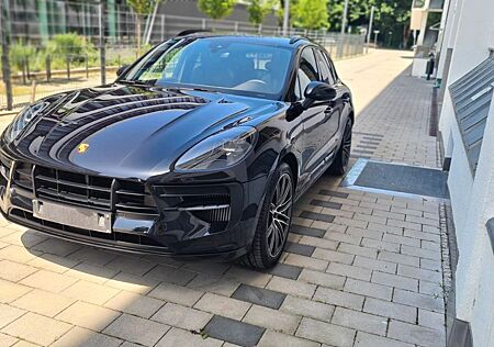 Porsche Macan GTS.Mod21,LuftFe,Pano,21"ALU,AHK,Bose,Memo