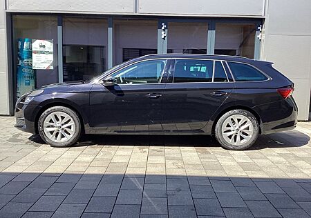 Skoda Octavia Combi 1.5 eTSI DSG Selection LED+AHK+ACC