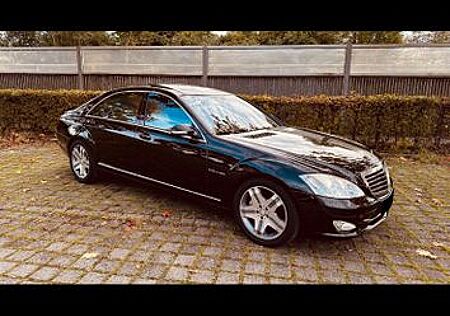 Mercedes-Benz S 600 L -
