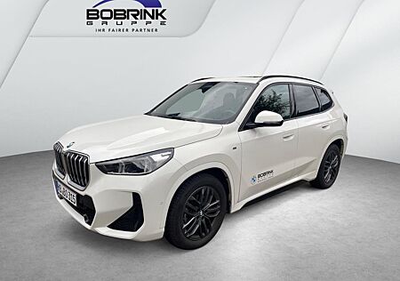 BMW X1 sDrive18i M Sportpaket Pano Widscreen HK Adap