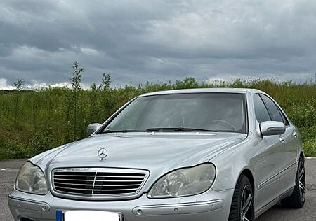 Mercedes-Benz S 320 - Scheckheftgepflegt, Garagenfahrzeug
