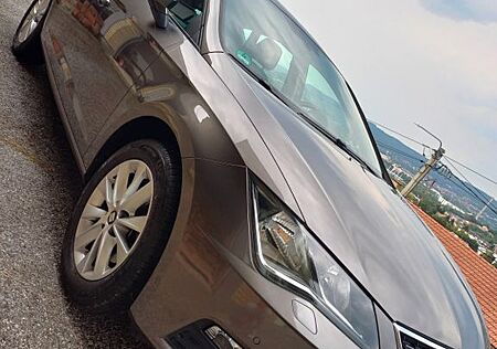 Seat Leon 1.6 TDI 1. Hand *sehr gepflegt*