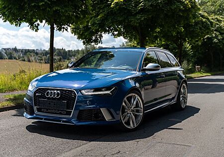 Audi RS6 Avant performance Carbon Schale Dynamik HuD