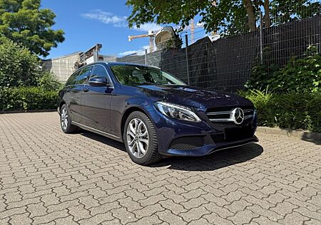 Mercedes-Benz C 220 d 4MATIC T EXCLUSIVE Autom. EXCLUSIVE