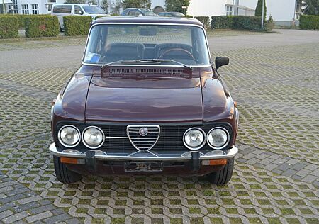 Alfa Romeo Giulia Super Nuova1300