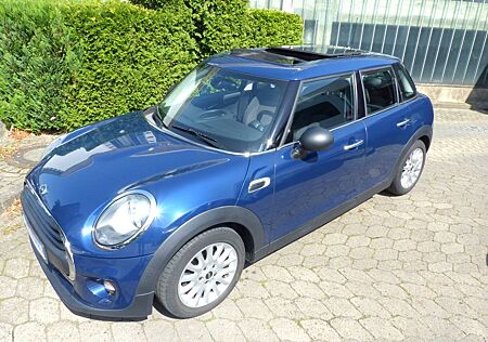 Mini One D 5-trg Navi/Klimaautom/Panorama/PDC