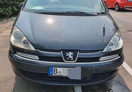 Peugeot 807 Family HDi FAP 135 Family