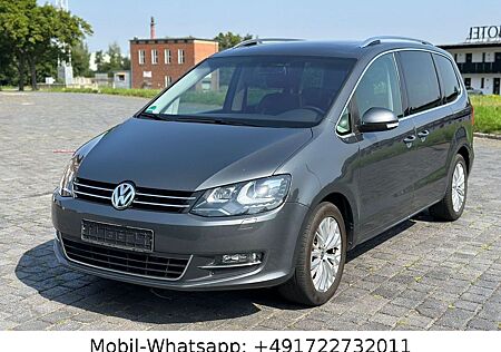 VW Sharan Volkswagen Highline/1.Hand/Pano/Navi/Xenon/LED/AHK