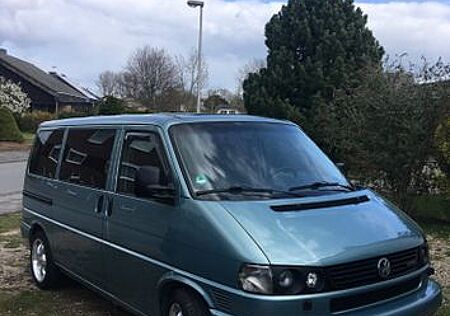 VW T4 Caravelle Volkswagen 2.8 VR6 Kat Standard